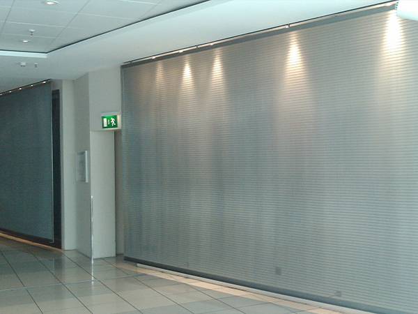 A picture of airport access with Athena-2026D architectural metal mesh.